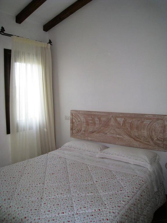 Le Tre Pietre Villa Бая Сардиния Екстериор снимка