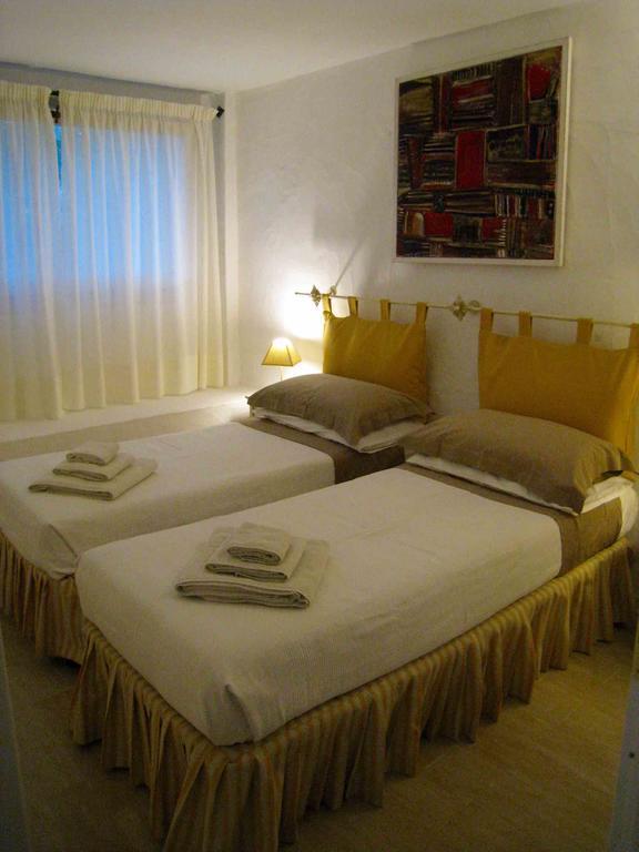 Le Tre Pietre Villa Бая Сардиния Екстериор снимка