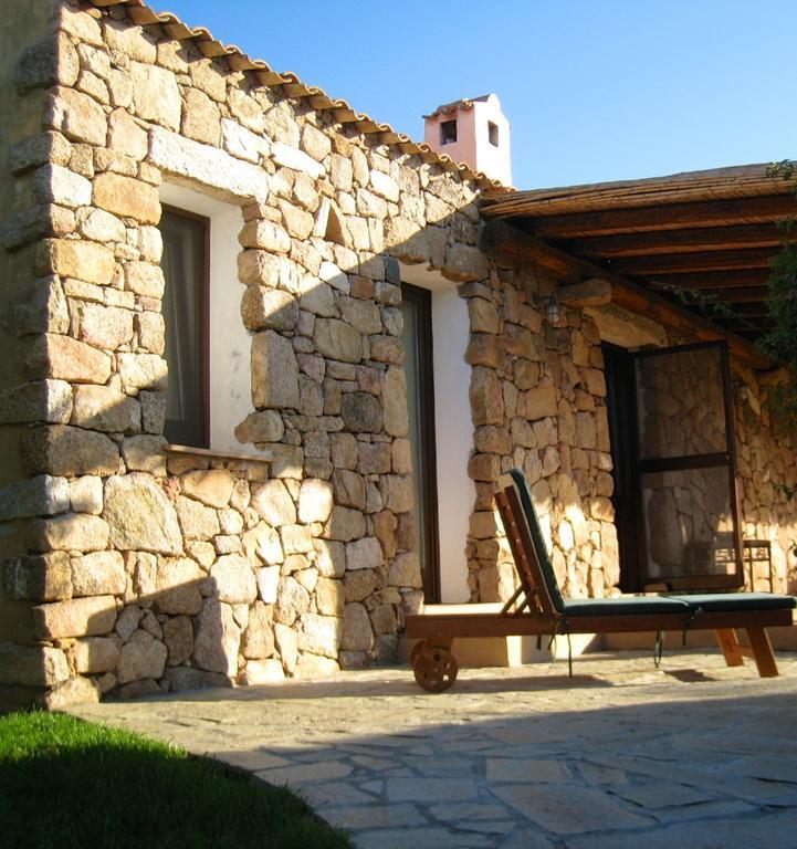 Le Tre Pietre Villa Бая Сардиния Екстериор снимка